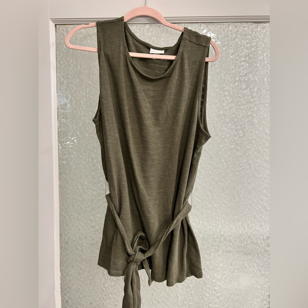 Ava & Viv tie belt top